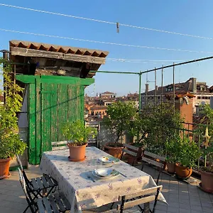 Regina - Romantic Near Rialto Apartment Venice