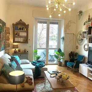 Milanese Luxury Apartment Milan